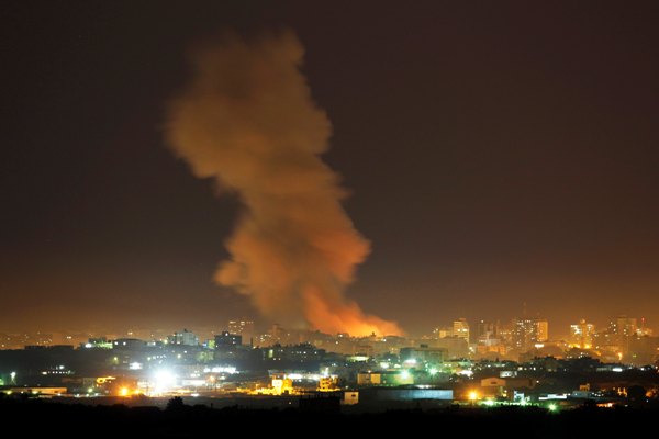 الجيش الإسرائيلي: قصفنا 10 أهداف في غزة ليل السبت الأحد