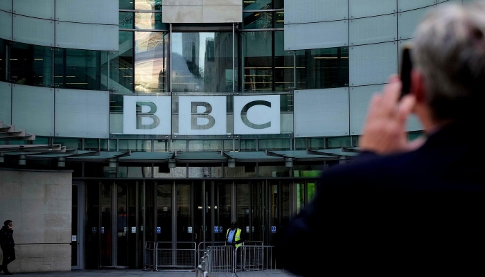 اتهامات لـBBC بالتحيز لإسرائيل.. و100 موظف يوقعون رسالة مفتوحة
