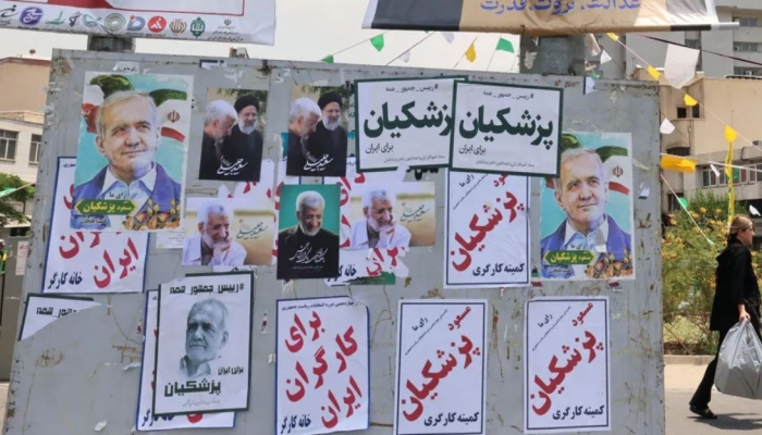 الداخلية الإيرانية: بزشكيان يحصل على 42.3% من الأصوات مقابل 39.5% لجليلي بعد فرز نحو 14 مليون صوت
